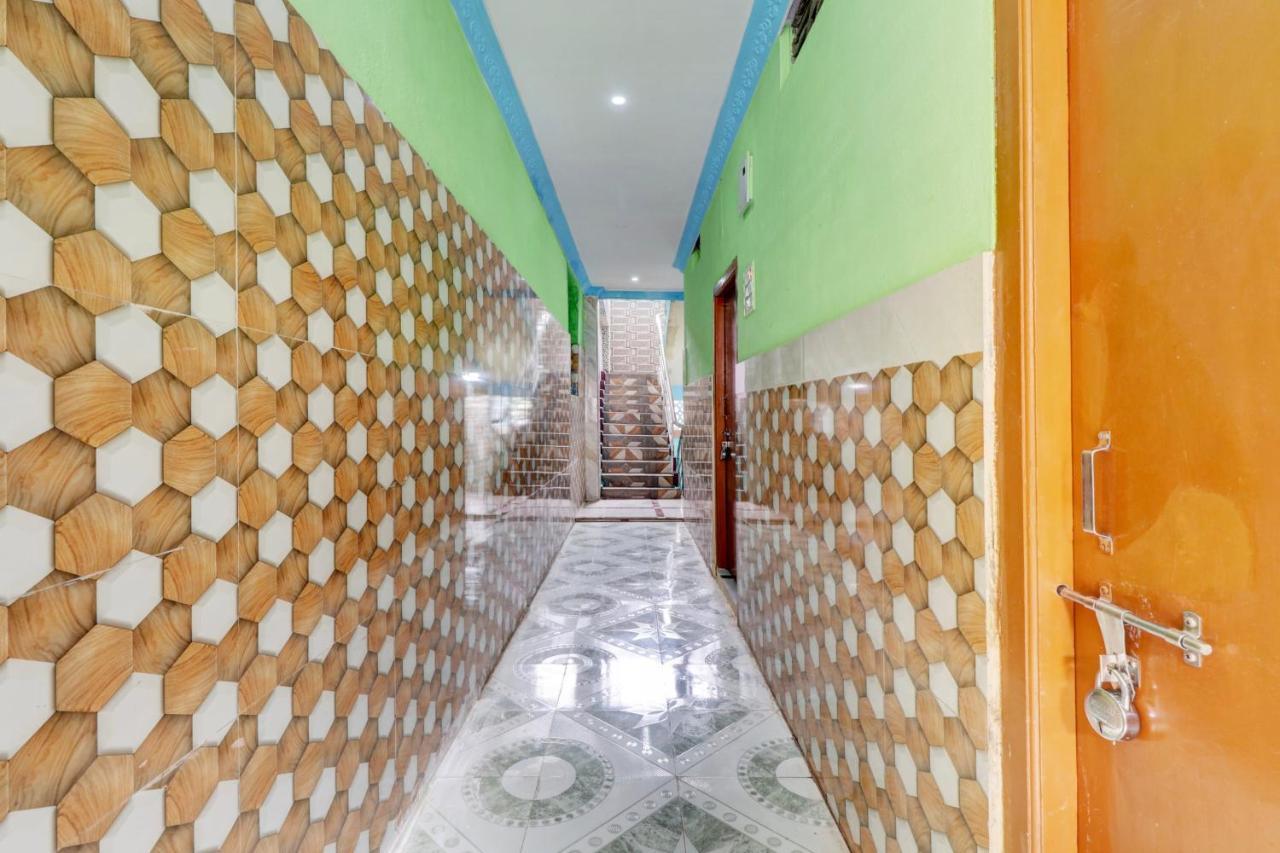 Отель Oyo Flagship Sri Krishnatej Residency Виджаявада Экстерьер фото